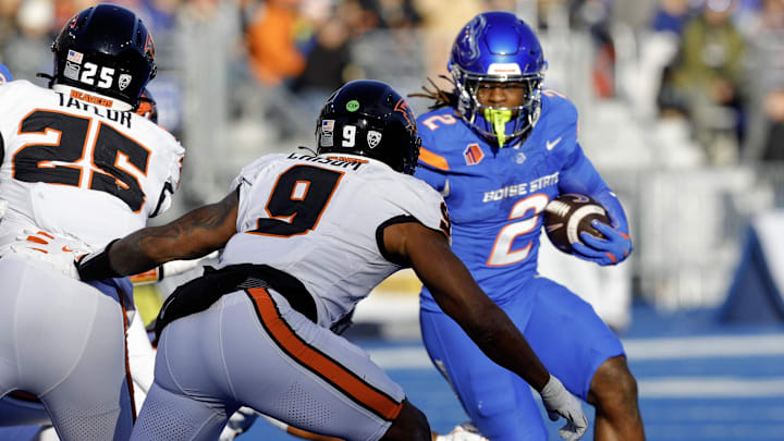 To get Ashton Jeanty's brilliance to Soldier Field in a Bears uniform is going to take a big leap up the draft board. To get Ashton Jeanty's brilliance to Soldier Field in a Bears uniform is going to take a big leap up the draft board.