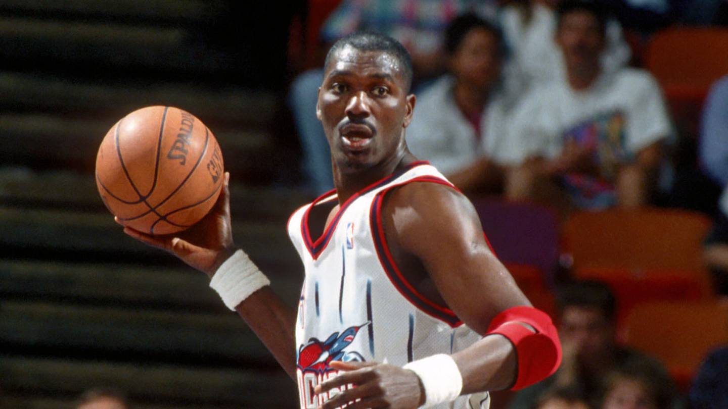 Wembanyama Works Out With Hakeem Olajuwon Once Again
