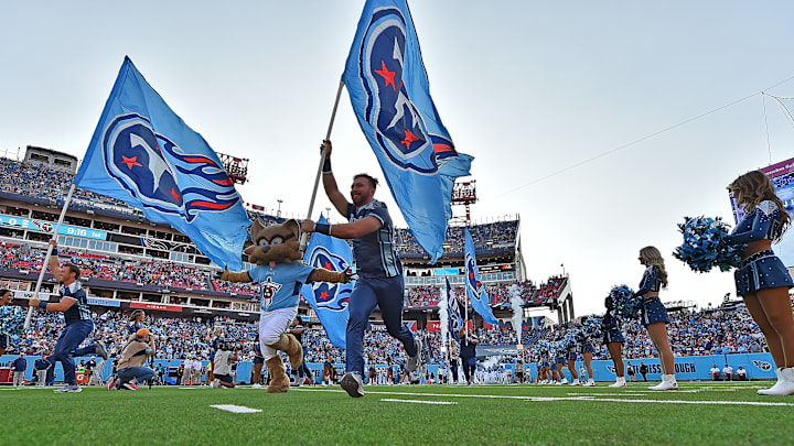 Tennessee Titans cheerleaders