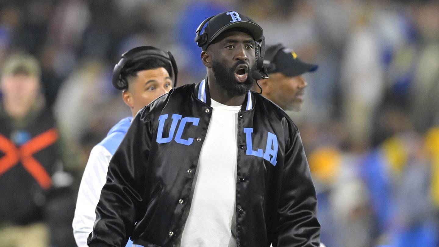Bruins Offer 2027 Four-Star OL