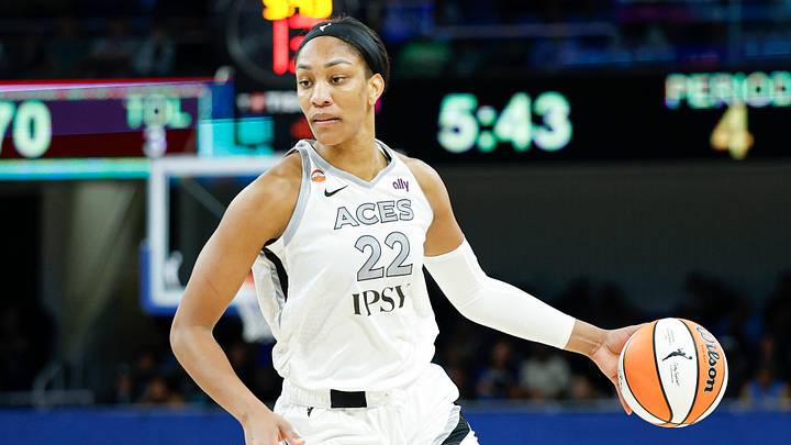 Aug 1, 2026; Chicago, Illinois, USA; Las Vegas Aces center A'ja Wilson (22) drives to the basket against the Chicago Sky during the second half of a WNBA game at Wintrust Arena. Mandatory Credit: Kamil Krzaczynski-Imagn Images Aug 1, 2026; Chicago, Illinois, USA; Las Vegas Aces center A'ja Wilson (22) drives to the basket against the Chicago Sky during the second half of a WNBA game at Wintrust Arena. Mandatory Credit: Kamil Krzaczynski-Imagn Images