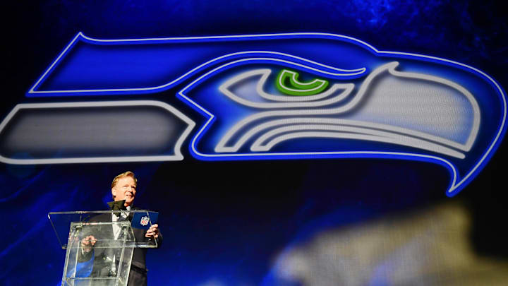 Apr 28, 2022; Las Vegas, NV, USA; NFL commissioner Roger Goodell announces Mississippi State offensive tackle Charles Cross as the ninth overall pick to the Seattle Seahawks during the first round of the 2022 NFL Draft at the NFL Draft Theater. Apr 28, 2022; Las Vegas, NV, USA; NFL commissioner Roger Goodell announces Mississippi State offensive tackle Charles Cross as the ninth overall pick to the Seattle Seahawks during the first round of the 2022 NFL Draft at the NFL Draft Theater.