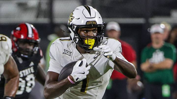 UCF Knights tight end Kylan Fox (1) carries the ball. UCF Knights tight end Kylan Fox (1) carries the ball.