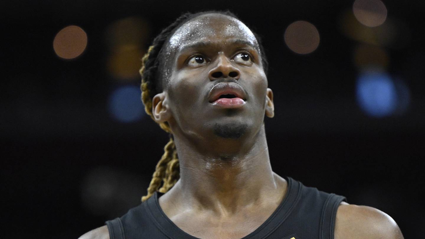 Mavericks should pounce on neglected 'bargain' free agent to fix their defense