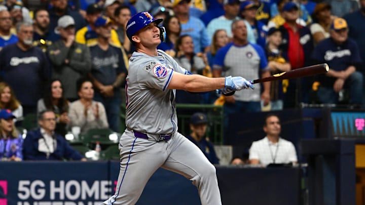 Alonso broke out of his slump in spectacular fashion Thursday with a three-run home run to rally the Mets back to a Game 3 victory over the Brewers.
