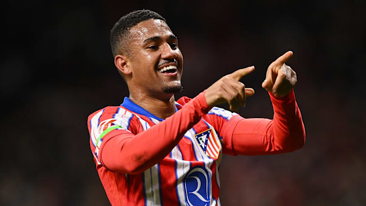 Samuel Lino é o novo reforço do Flamengo para 2025 Samuel Lino é o novo reforço do Flamengo para 2025