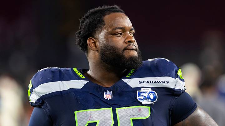 Sep 25, 2025; Glendale, Arizona, USA; Seattle Seahawks guard Anthony Bradford (75) against the Arizona Cardinals at State Farm Stadium. Sep 25, 2025; Glendale, Arizona, USA; Seattle Seahawks guard Anthony Bradford (75) against the Arizona Cardinals at State Farm Stadium.