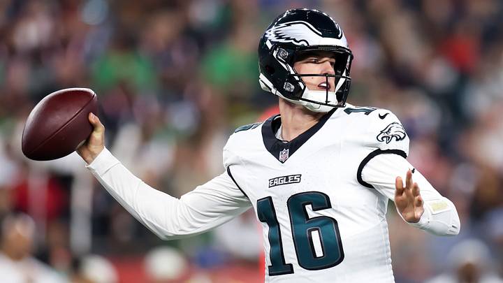 Philadelphia Eagles v New England Patriots