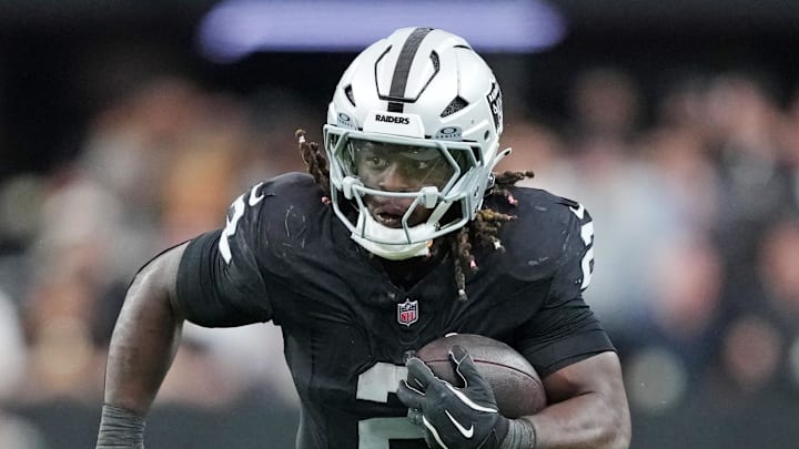 Nov 2, 2025; Paradise, Nevada, USA; Las Vegas Raiders running back Ashton Jeanty (2) runs the ball during the second half against the Jacksonville Jaguars at Allegiant Stadium. Mandatory Credit: Kirby Lee-Imagn Images