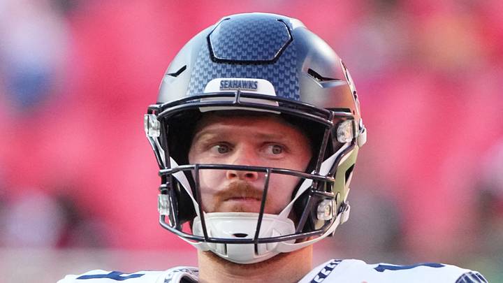 Seattle Seahawks quarterback Sam Darnold warms up against the Kansas City Chiefs.