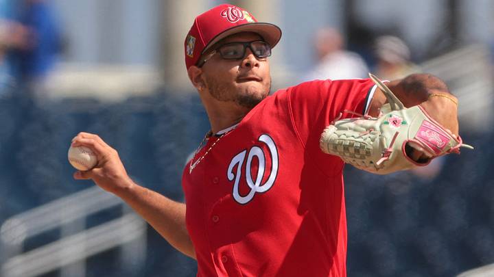 Washington Nationals pitcher Luis Perales Washington Nationals pitcher Luis Perales