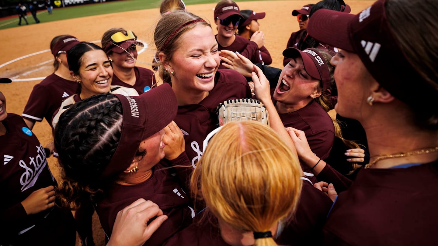Mississippi State Stuns Oregon Behind Historic No-Hitter