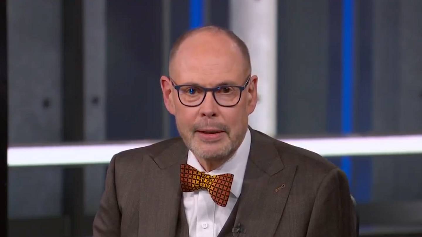 Ernie Johnson, ‘Inside the NBA’ Crew Pay Heartfelt Tribute to TNT Founder Ted Turner