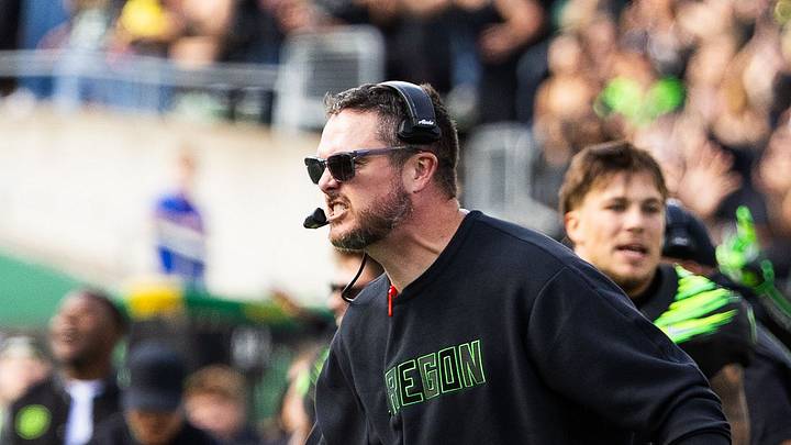 Oct. 10, 2026; Eugene, Oregon; Ducks coach Dan Lanning argues a call against the UCLA Bruins at Autzen Stadium. Oct. 10, 2026; Eugene, Oregon; Ducks coach Dan Lanning argues a call against the UCLA Bruins at Autzen Stadium.