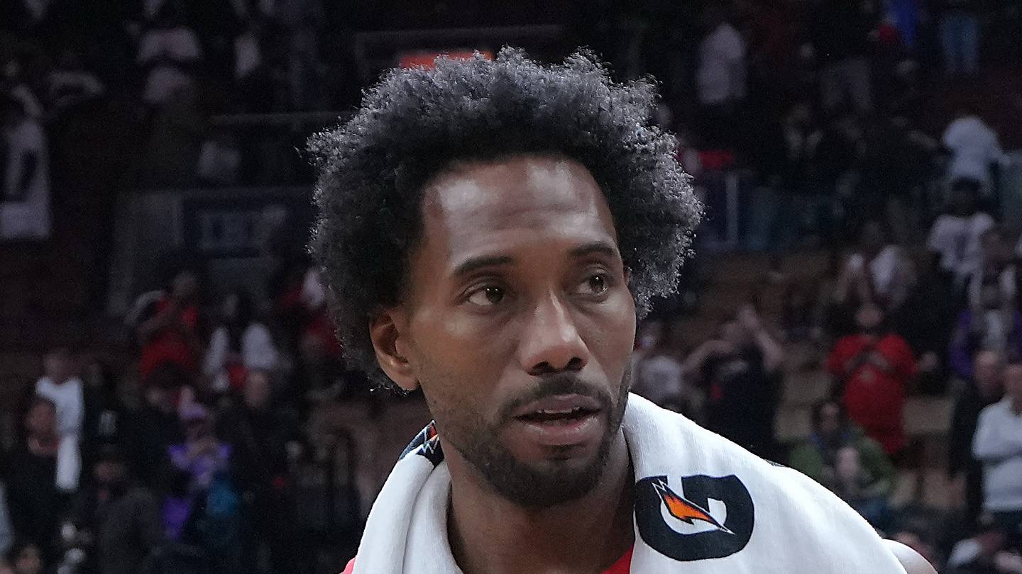 Raptors Get Bad News in Kawhi Leonard Injury Update