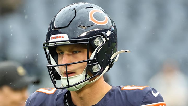 Oct 19, 2025; Chicago, Illinois, USA; Chicago Bears quarterback Tyson Bagent (17) practices against the New Orleans Saints before the game at Soldier Field. Mandatory Credit: Mike Dinovo-Imagn Images Oct 19, 2025; Chicago, Illinois, USA; Chicago Bears quarterback Tyson Bagent (17) practices against the New Orleans Saints before the game at Soldier Field. Mandatory Credit: Mike Dinovo-Imagn Images
