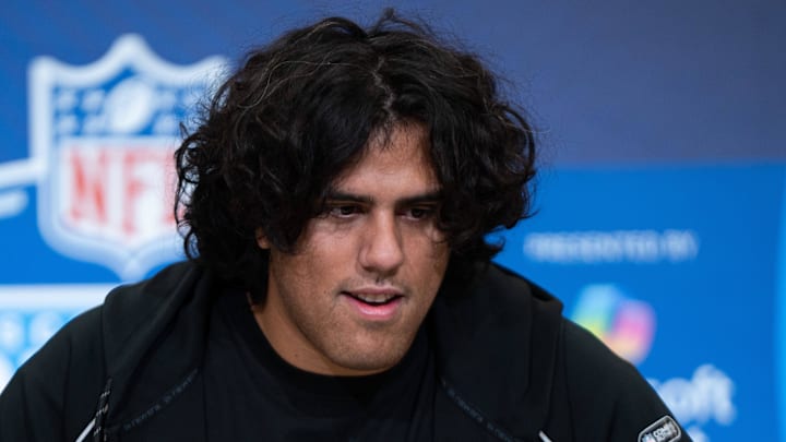 Utah Utes offensive lineman Spencer Fano