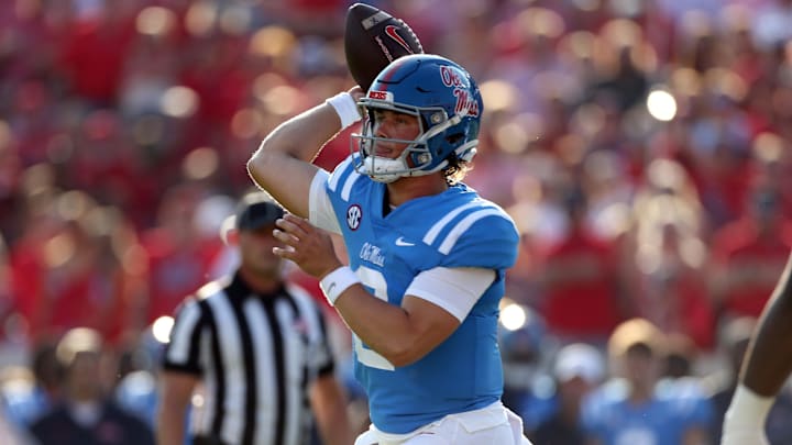 Ole Miss quarterback Jaxson Dart is on a short list for college football's highest honor as the Heisman Trophy odds get an update.