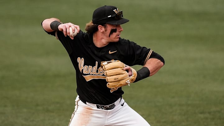 No. 14 Vanderbilt Commodores will wrap up its west coast Sunday against UConn. No. 14 Vanderbilt Commodores will wrap up its west coast Sunday against UConn.