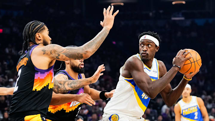 Nov 13, 2025; Phoenix, Arizona, USA;  Indiana Pacers forward Pascal Siakam (43) looks for a shot against the Phoenix Suns at Mortgage Matchup Center. Mandatory Credit: Arianna Grainey-Imagn Images