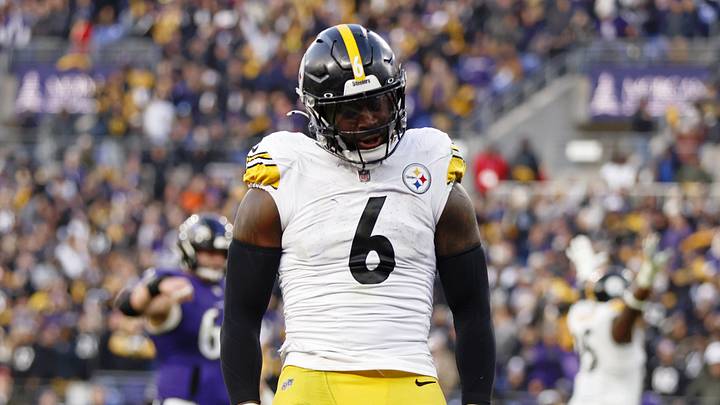 Dec 7, 2025; Baltimore, Maryland, USA; Pittsburgh Steelers linebacker Patrick Queen (6) reacts after a defensive stop against the Baltimore Ravens during the second half at M&T Bank Stadium. Mandatory Credit: Peter Casey-Imagn Images
