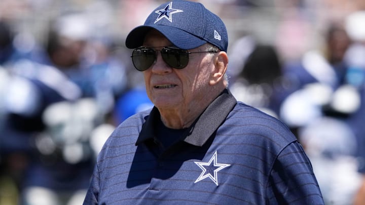 Jul 27, 2025; Oxnard, CA, USA; Dallas Cowboys owner Jerry Jones at training camp at the River Ridge Fields. Mandatory Credit: Kirby Lee-Imagn Images