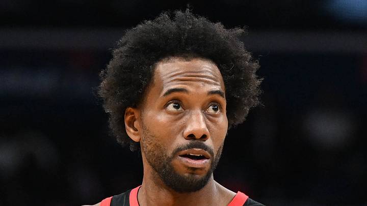 Toronto Raptors forward Kawhi Leonard on the court against the Washington Wizards. Toronto Raptors forward Kawhi Leonard on the court against the Washington Wizards.