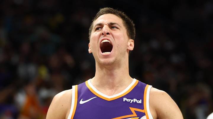 Feb 26, 2026; Phoenix, Arizona, USA; Phoenix Suns forward Royce O'Neale (00) celebrates with guard Collin Gillespie (12) against the Los Angeles Lakers in the second half at Mortgage Matchup Center. Mandatory Credit: Mark J. Rebilas-Imagn Images Feb 26, 2026; Phoenix, Arizona, USA; Phoenix Suns forward Royce O'Neale (00) celebrates with guard Collin Gillespie (12) against the Los Angeles Lakers in the second half at Mortgage Matchup Center. Mandatory Credit: Mark J. Rebilas-Imagn Images
