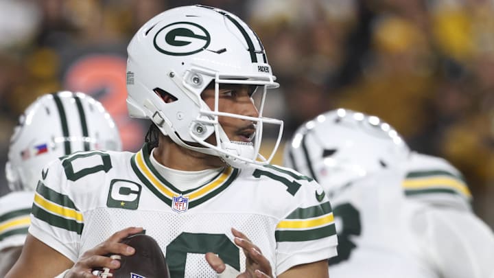 Green Bay Packers quarterback Jordan Love completed 20 consecutive passes during the 35-25 win at Pittsburgh.