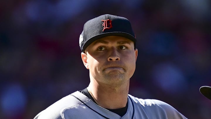 Sep 30, 2025; Cleveland, Ohio, USA; Detroit Tigers pitcher Tarik Skubal (29) is congratulated by outfielder Javier Báez (28) before being relieved against the Cleveland Guardians in the eighth inning during game one of the Wildcard round for the 2025 MLB playoffs at Progressive Field. Mandatory Credit: David Dermer-Imagn Images