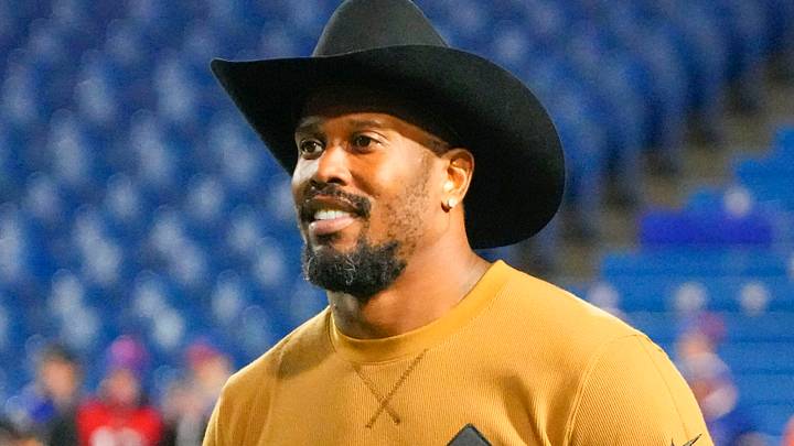 Dallas Cowboys outside linebacker Von Miller Dallas Cowboys outside linebacker Von Miller