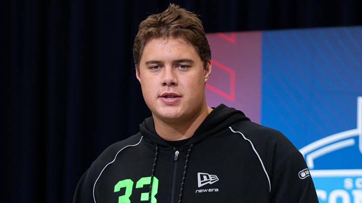 Feb 28, 2026; Indianapolis, IN, USA; Utah offensive lineman Caleb Lomu (OL33) speaks to members of the media during the NFL Combine at the Indiana Convention Center. Mandatory Credit: Jacob Musselman-Imagn Images Feb 28, 2026; Indianapolis, IN, USA; Utah offensive lineman Caleb Lomu (OL33) speaks to members of the media during the NFL Combine at the Indiana Convention Center. Mandatory Credit: Jacob Musselman-Imagn Images