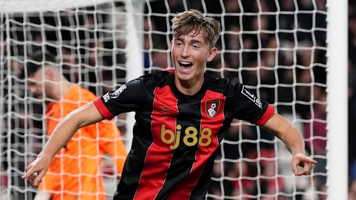 Dean Huijsen committed himself to Real Madrid until 2030.