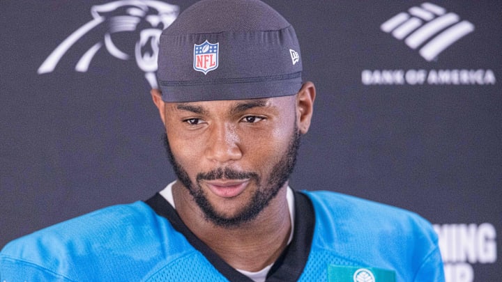 Carolina Panthers tight end Ja'Tavion Sanders