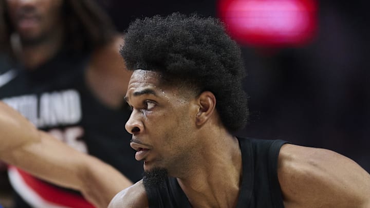 Portland Trail Blazers guard Scoot Henderson drives to the basket against Indiana Pacers guard Andrew Nembhard.
