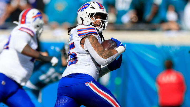 Buffalo Bills linebacker Shaq Thompson looks over his shoulder after an interception during the AFC Wild Card playoff game.