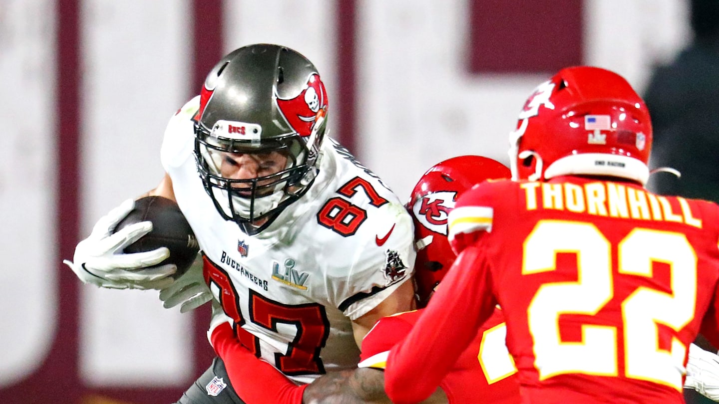 Why Gronk Loves New Chiefs Receivers Coach Chad O’Shea