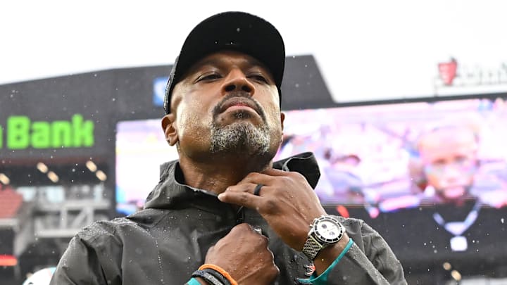 Miami Dolphins DC Anthony Weaver