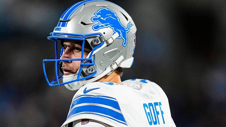 Detroit Lions quarterback Jared Goff (16) looks on before a play against Carolina Panthers during the first half
