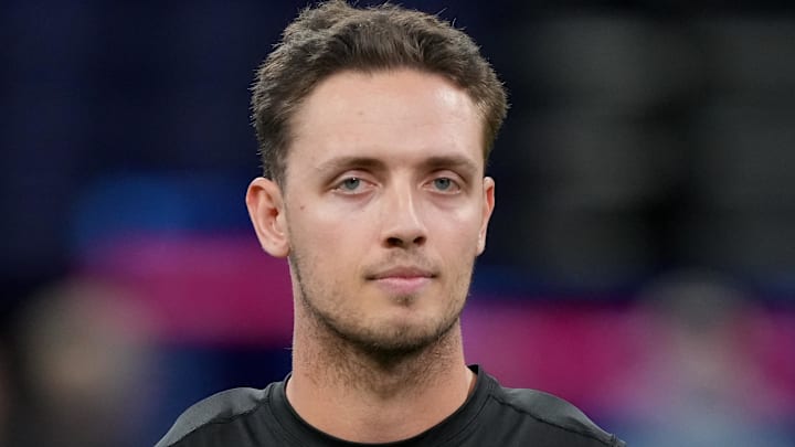 Miami quarterback Carson Beck 