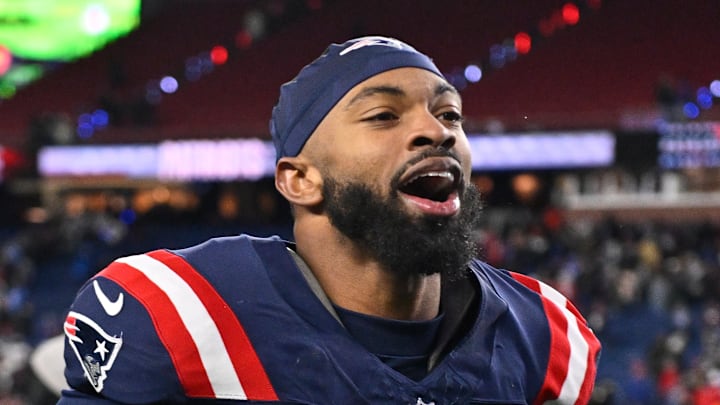 New England Patriots linebacker K'Lavon Chaisson jogs off the field after defeating the Los Angeles Chargers.