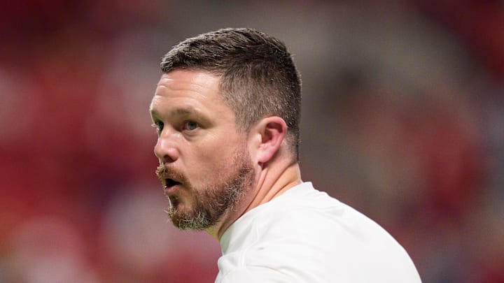 Oregon head coach Dan Lanning takes the field as the Oregon Ducks face the Indiana Hoosiers in the Peach Bowl on Jan. 9, 2026, at Mercedes-Benz Stadium in Atlanta, Georgia. Oregon head coach Dan Lanning takes the field as the Oregon Ducks face the Indiana Hoosiers in the Peach Bowl on Jan. 9, 2026, at Mercedes-Benz Stadium in Atlanta, Georgia.