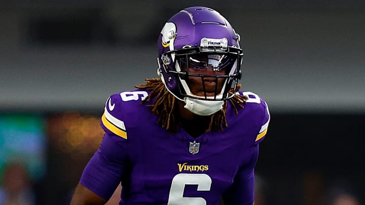 Minnesota Vikings safety Lewis Cine