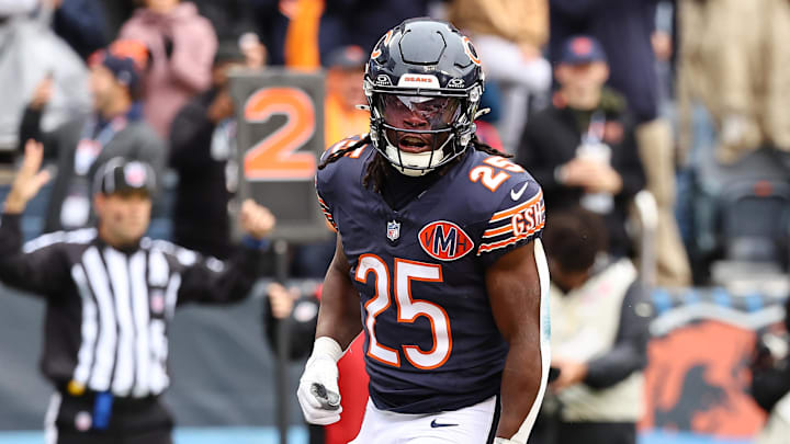 Oct 19, 2025; Chicago, Illinois, USA; Chicago Bears running back Kyle Monangai (25) reacts after rushing for a touchdown against the New Orleans Saints during the second quarter at Soldier Field. Mandatory Credit: Mike Dinovo-Imagn Images Oct 19, 2025; Chicago, Illinois, USA; Chicago Bears running back Kyle Monangai (25) reacts after rushing for a touchdown against the New Orleans Saints during the second quarter at Soldier Field. Mandatory Credit: Mike Dinovo-Imagn Images