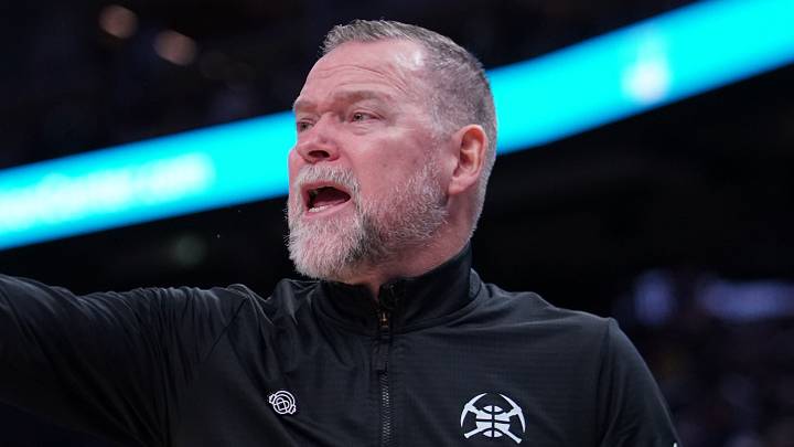 Apr 4, 2025; San Francisco, California, USA; Denver Nuggets head coach Michael Malone yells direction during a game against the Golden State Warriors in the third period at Chase Center. Mandatory Credit: David Gonzales-Imagn Images Apr 4, 2025; San Francisco, California, USA; Denver Nuggets head coach Michael Malone yells direction during a game against the Golden State Warriors in the third period at Chase Center. Mandatory Credit: David Gonzales-Imagn Images