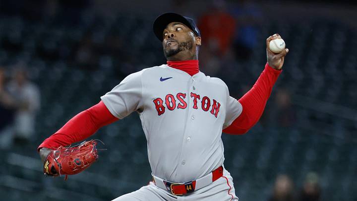 Boston Red Sox pitcher Aroldis Chapman (44) pitches in the ninth inning 