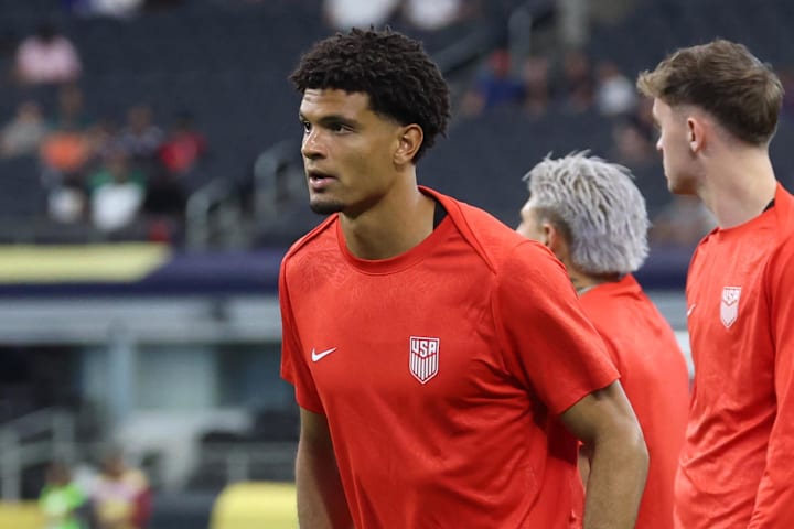 ไมลส์ โรบินสัน