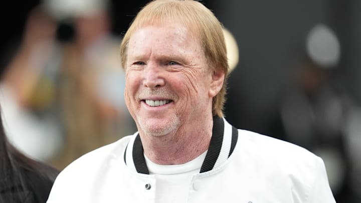 Dec 7, 2025; Paradise, Nevada, USA; Las Vegas Raiders owner Mark Davis on the field prior to a game against the Denver Broncos at Allegiant Stadium. Mandatory Credit: Stephen R. Sylvanie-Imagn Images Dec 7, 2025; Paradise, Nevada, USA; Las Vegas Raiders owner Mark Davis on the field prior to a game against the Denver Broncos at Allegiant Stadium. Mandatory Credit: Stephen R. Sylvanie-Imagn Images