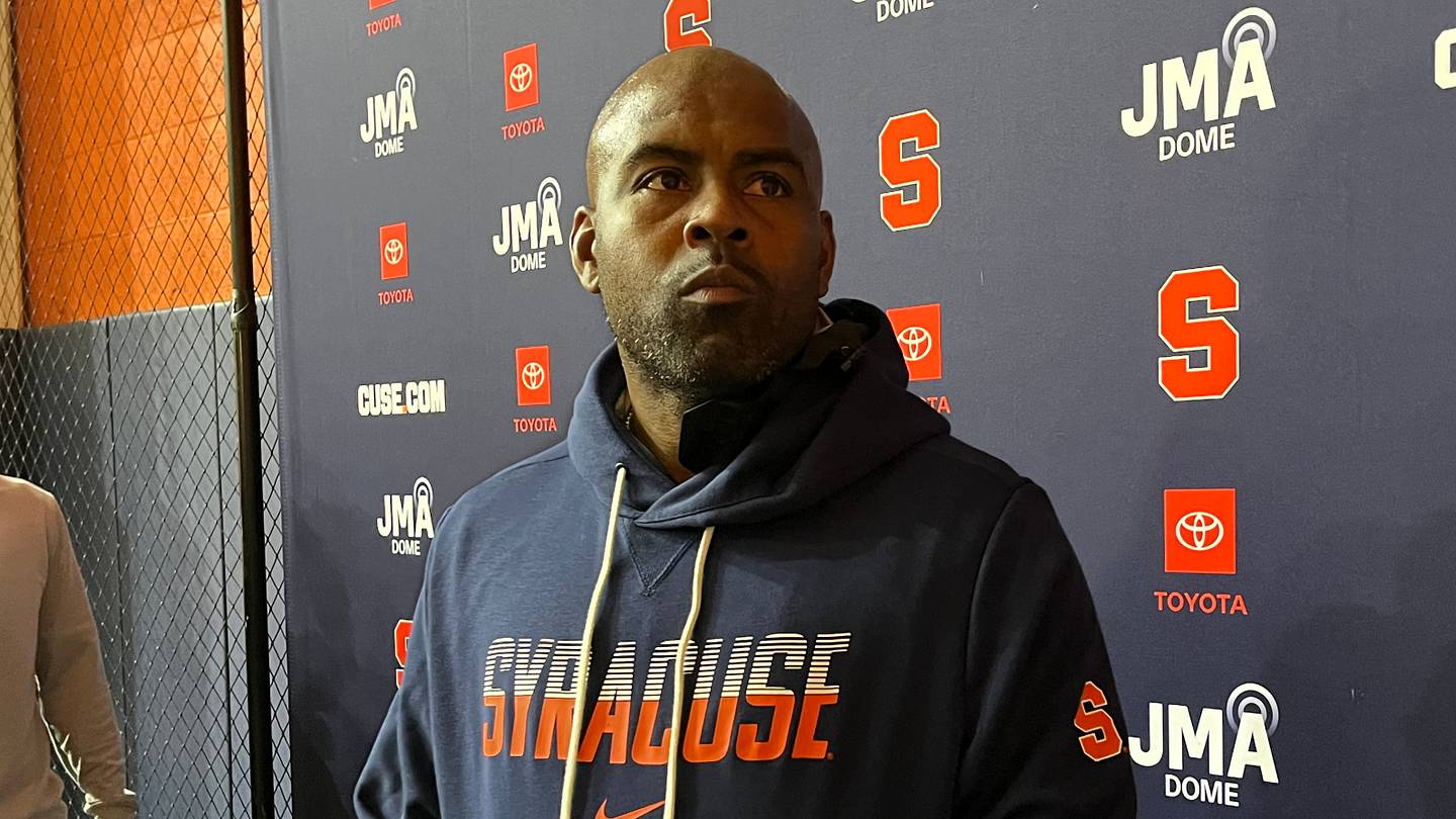 Syracuse Football practice 17 takeaways: Flounoy’s impact, QB2 battle, Ross-Simmons