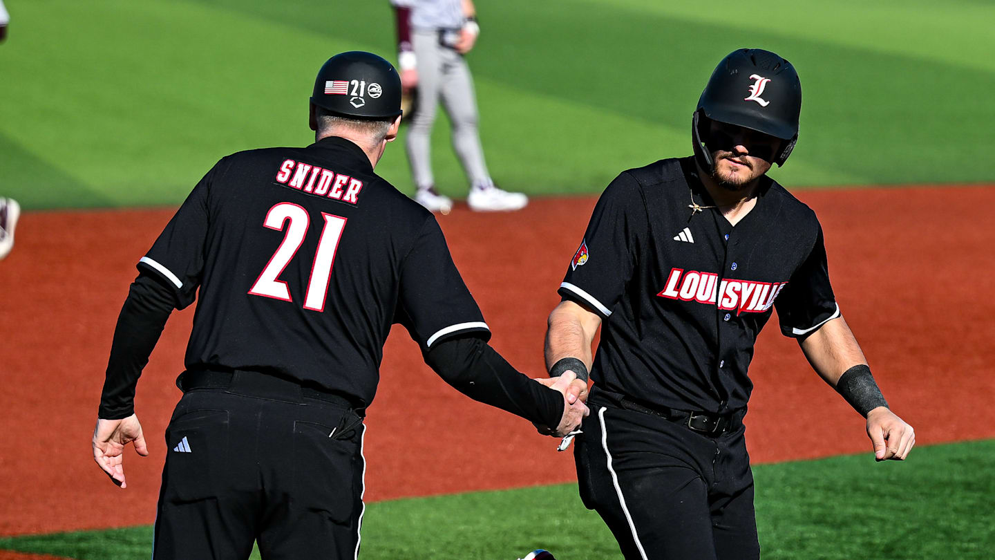 Louisville Completes Sweep Over Seton Hall